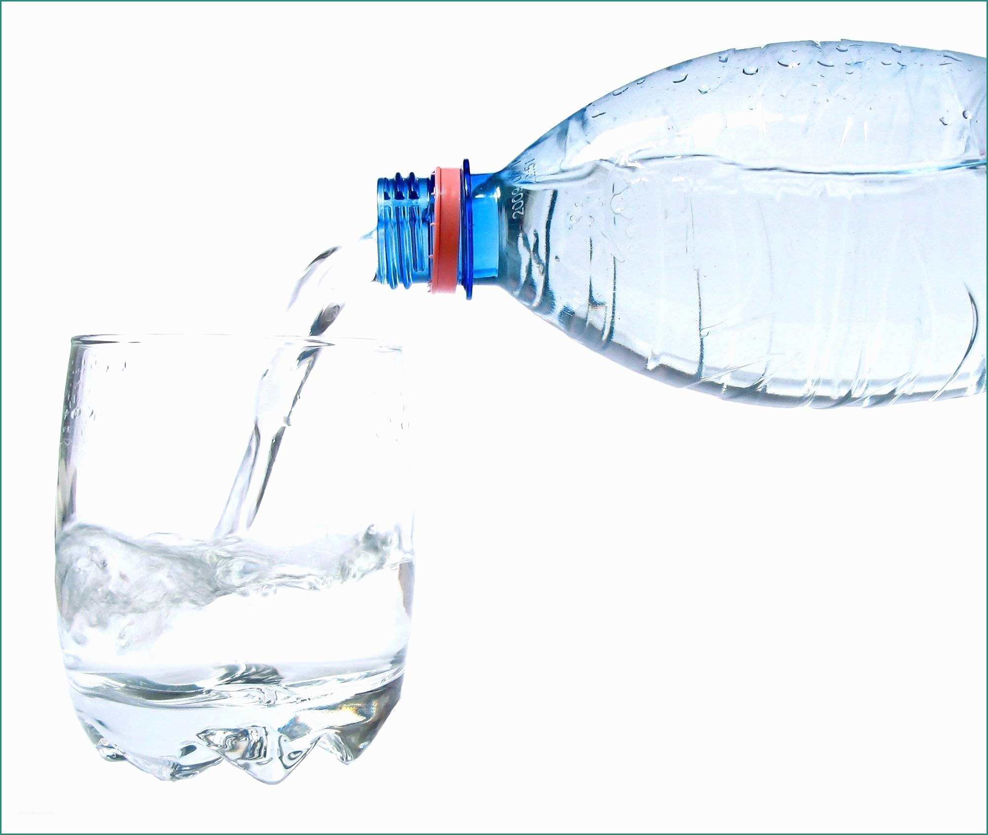 Acqua Alcalina In Bottiglia Marche E Acqua Minerale 42 Marche Nel Test Pubblicato Da Altroconsumo Avec