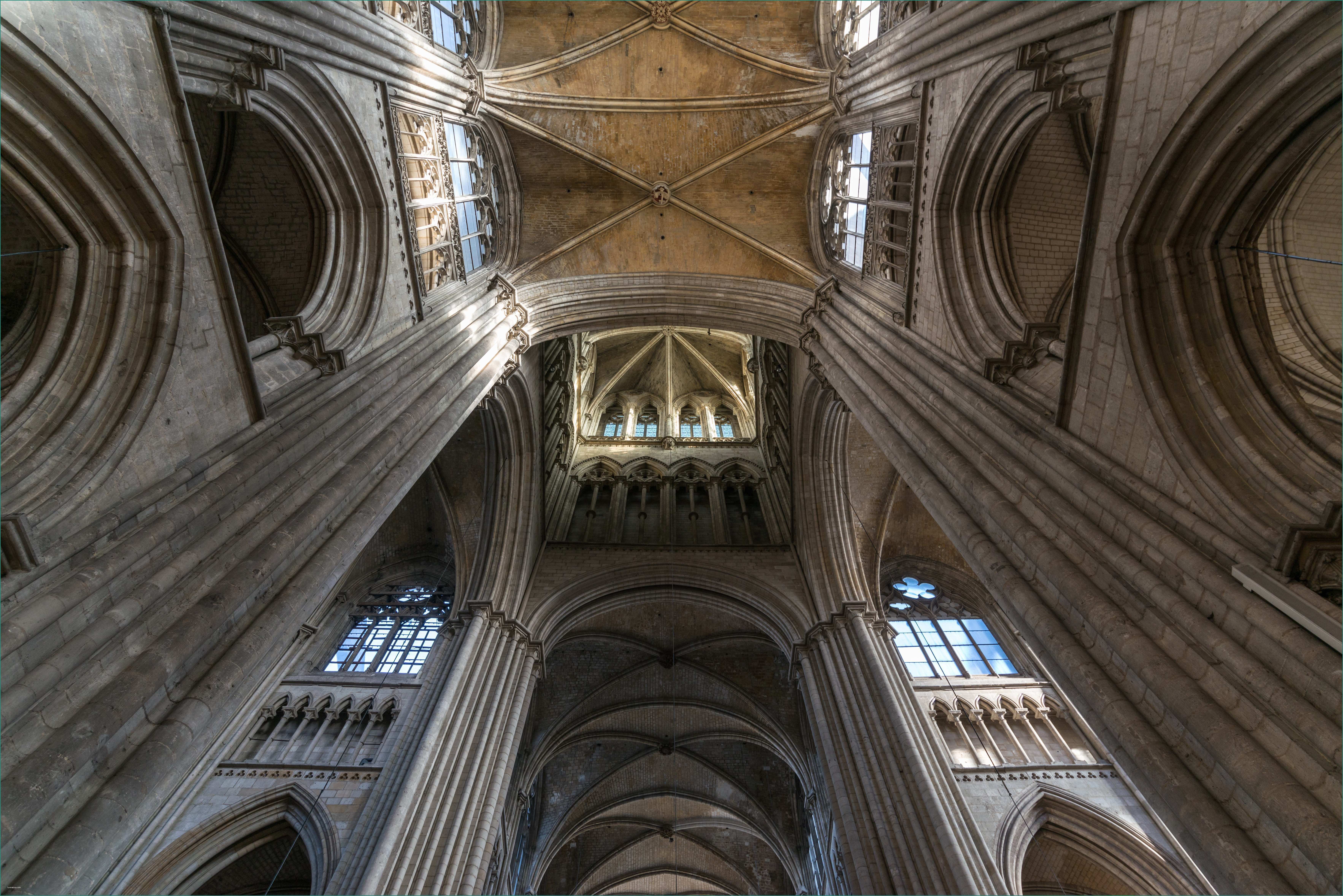Archi In Pietra Per Interni E Cattedrale Di Notre Dame Rouen