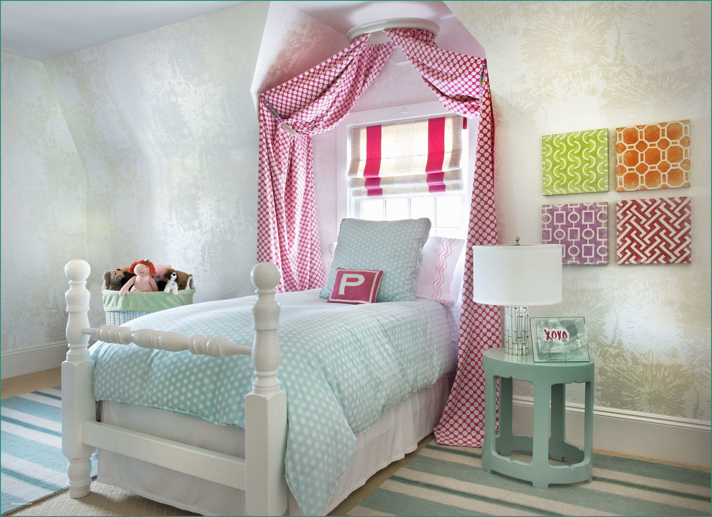 Camere Per Ragazze Da sogno E Child S Bedroom In Aqua and Pink with Fireworks Metallic Wallpaper