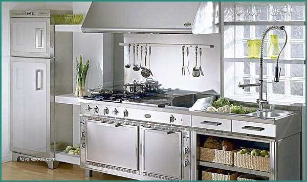 Cucine In Acciaio Per Casa E Mobili Per Cucina Acciaio Design Casa Creativa E Mobili