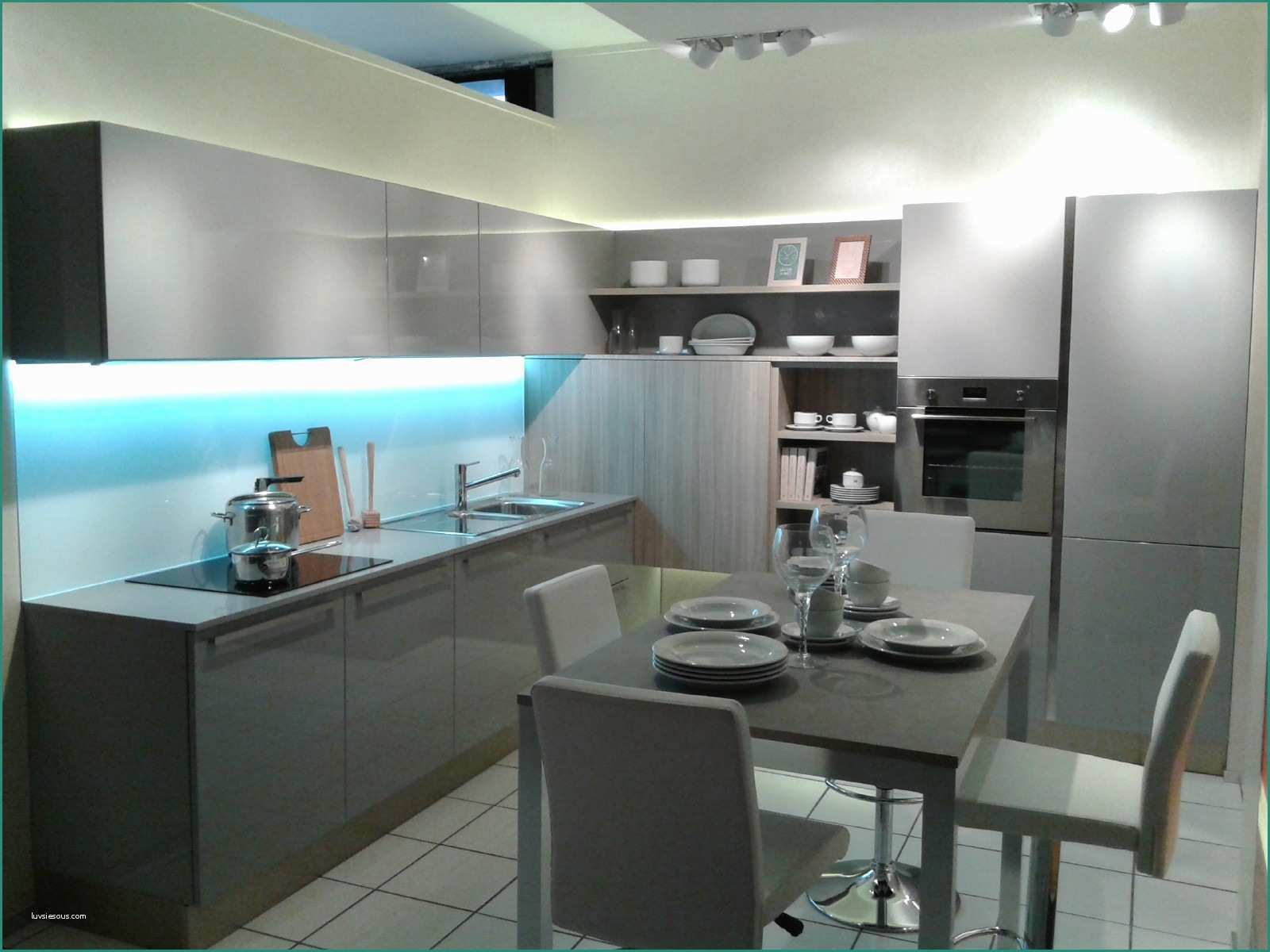 Cucine Moderne Prezzi E Offerte E Veneta Cucine Tavoli Eccezionale Cucina Ikea Catalogo Cucina