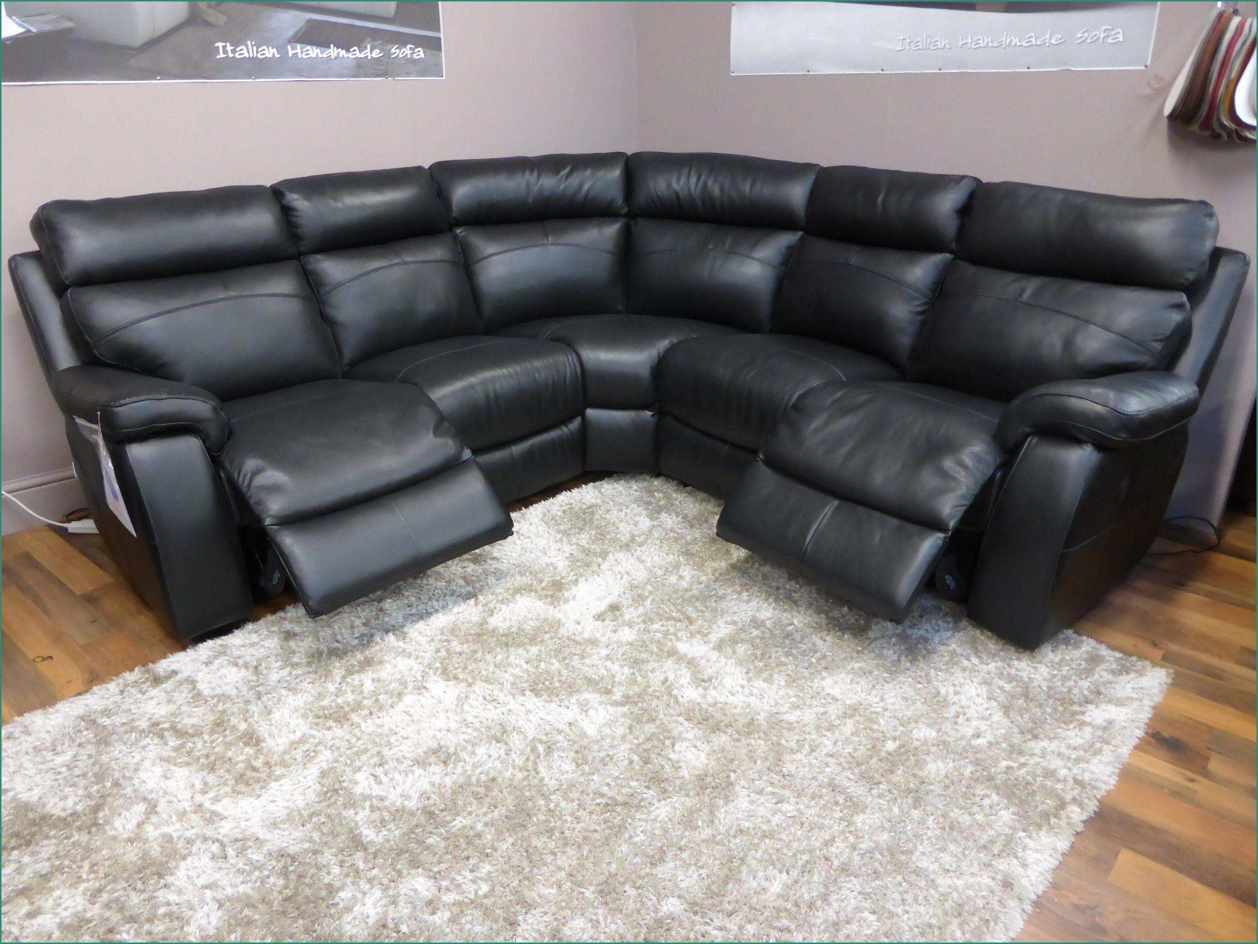 Divani by Natuzzi E 18 New Light Leather sofa