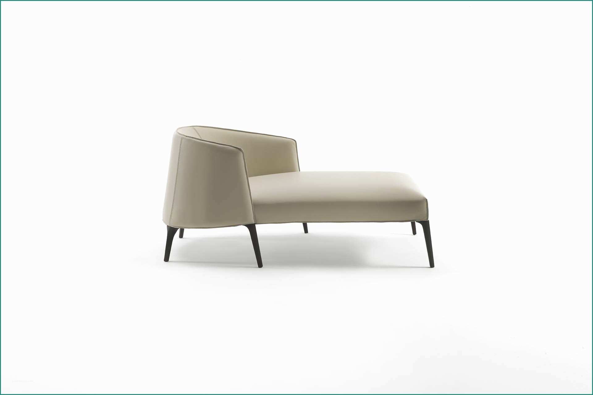 Divano Letto Chaise Longue E Upholstered Leather Day Bed Jackie Longue by Frigerio Poltrone E