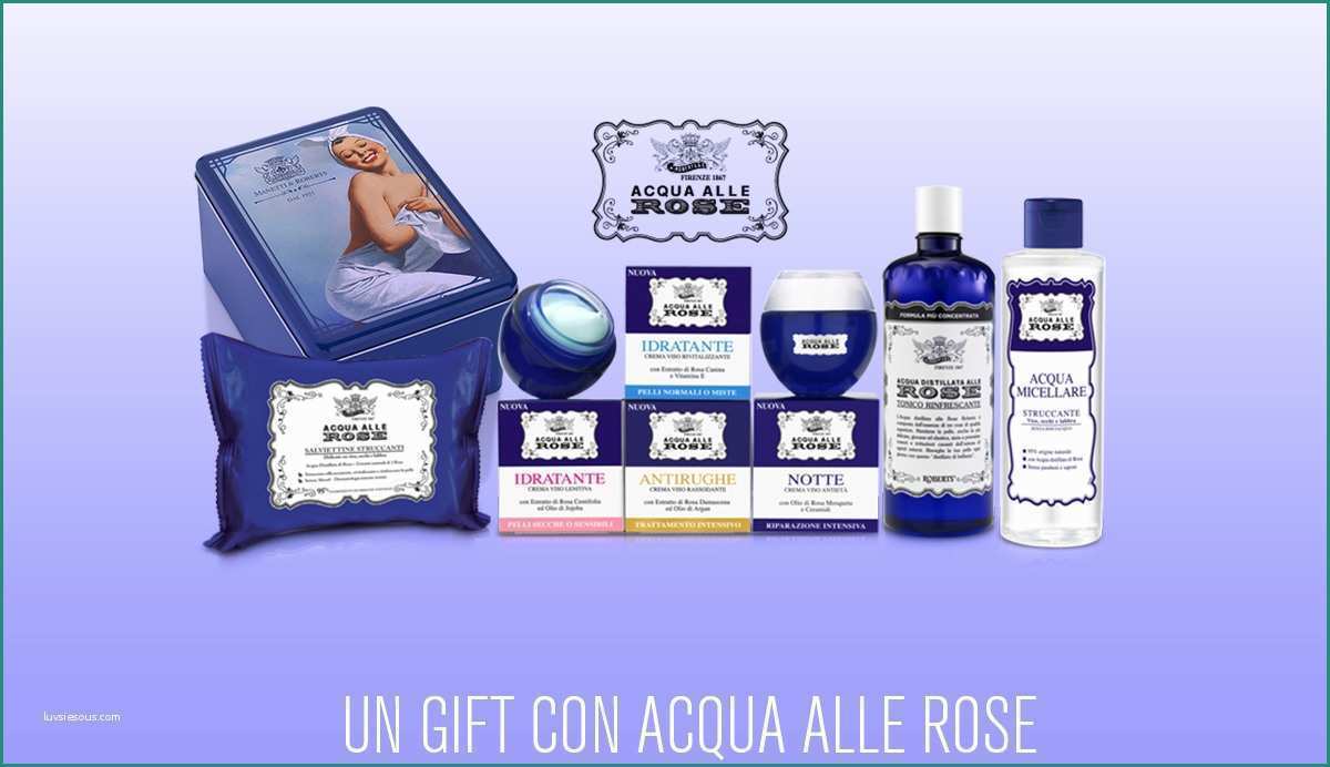 Etichetta Acqua Vera E Un Gift Con Acqua Alle Rose