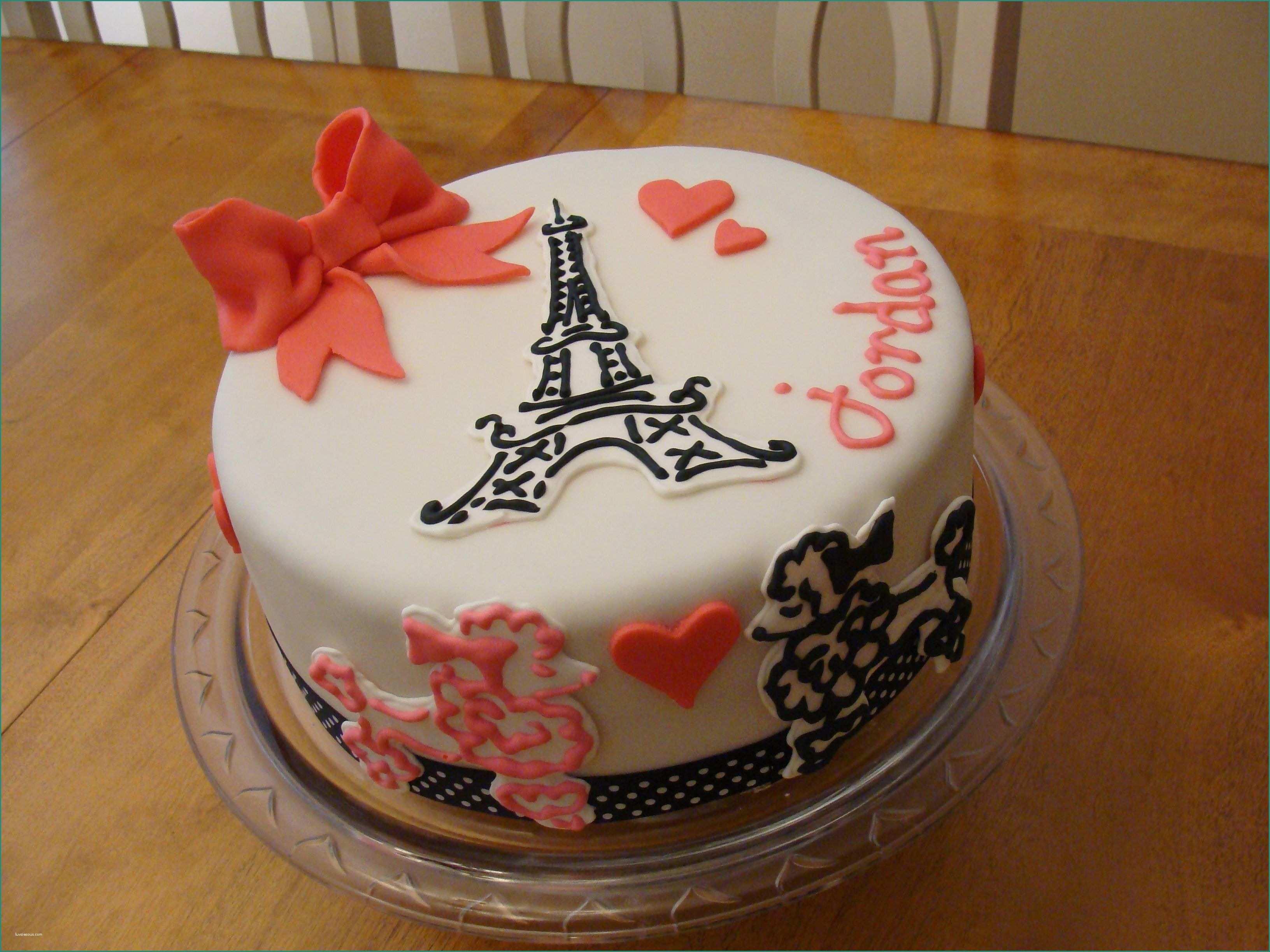 eiffel tower cake Parisian Baby shower