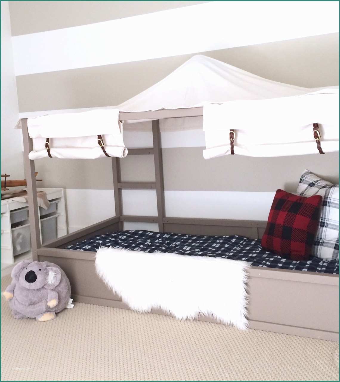 Ikea Letto Kura E Ikea Kura Bed Hack Diy Boy Canopy Bed