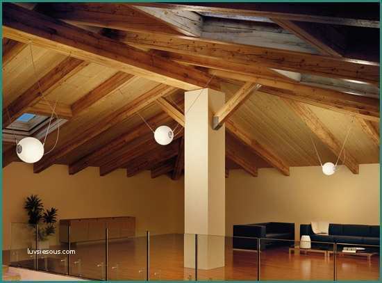 Illuminazione Tetto In Legno E forum Arredamento •aiuto Casa Singolo Piano Con Tetto