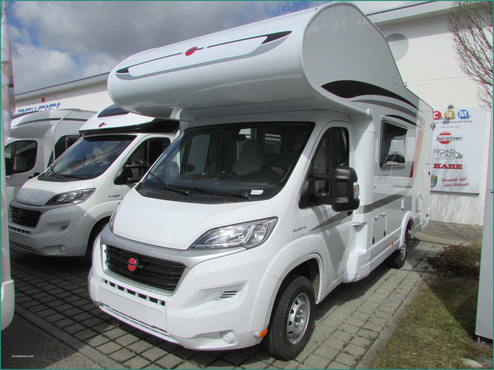 Iveco Daily X Camper Usato E Camper Caravan Motor Caravan Alcova Integrato