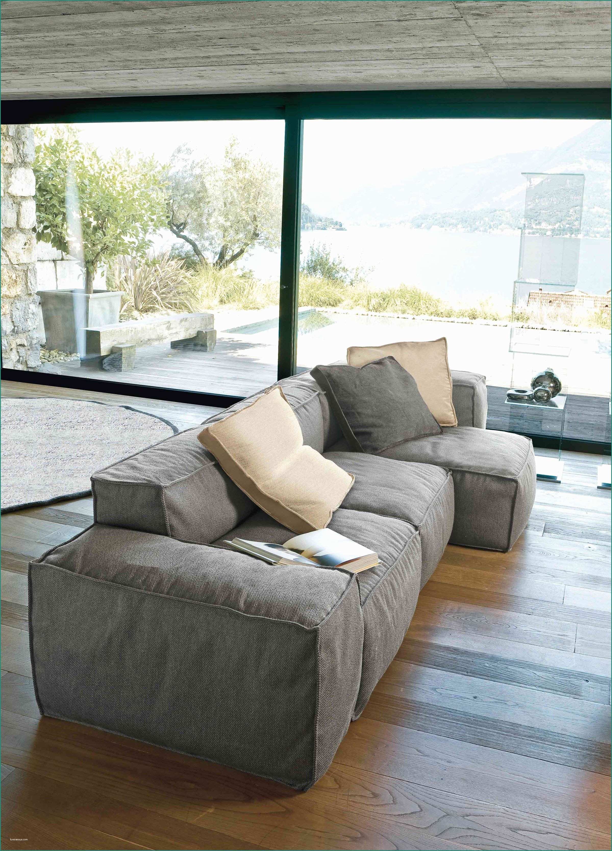 Mobili Stile Contemporaneo Moderno E Sectional Upholstered sofa Peanut Peanut Collection by Bonaldo