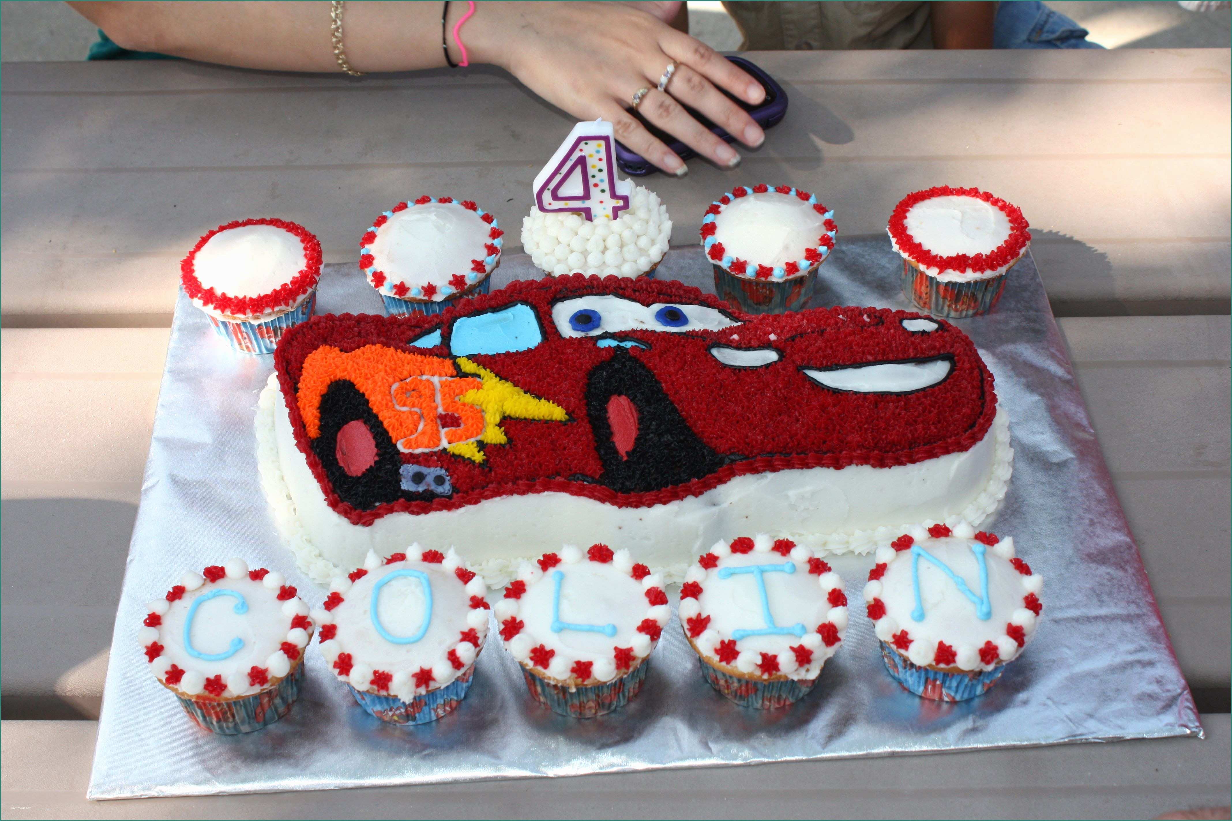 Pocoyo Cartoni Animati E Cars Cake with Cupcakes Creations by Me