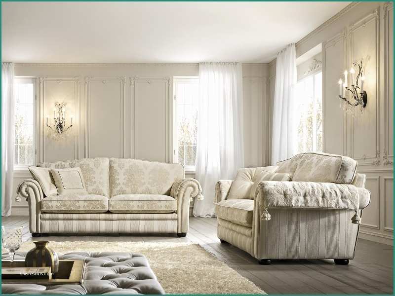 Poltrone E sofa Savona E Elegant sohva