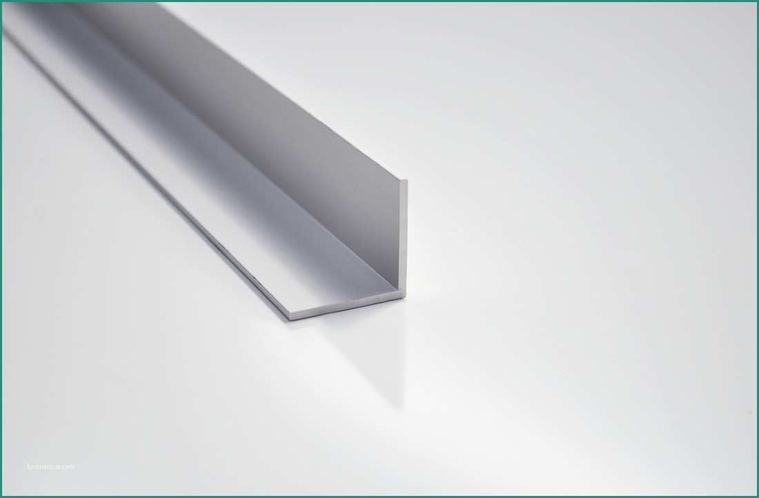 Profilo Alluminio Led Leroy Merlin E Angolare 20x20 In Diverse Finiture Ral Raffaello