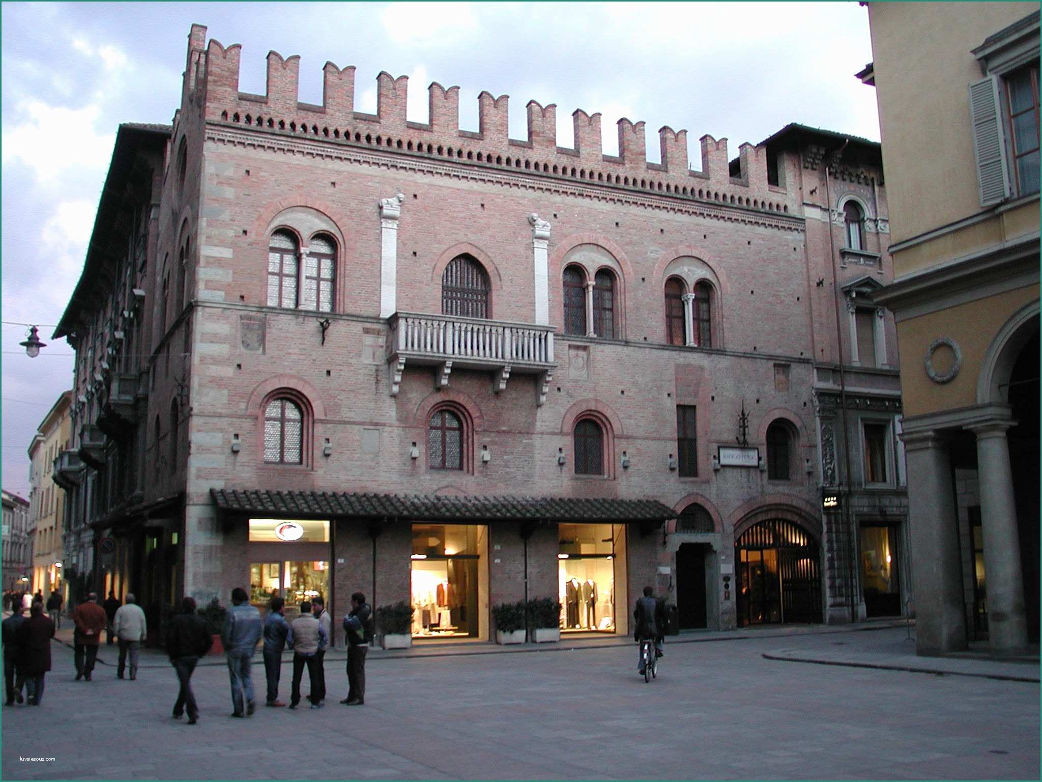 Reggio Emilia Verona E torino Porta Nuova Railway Station