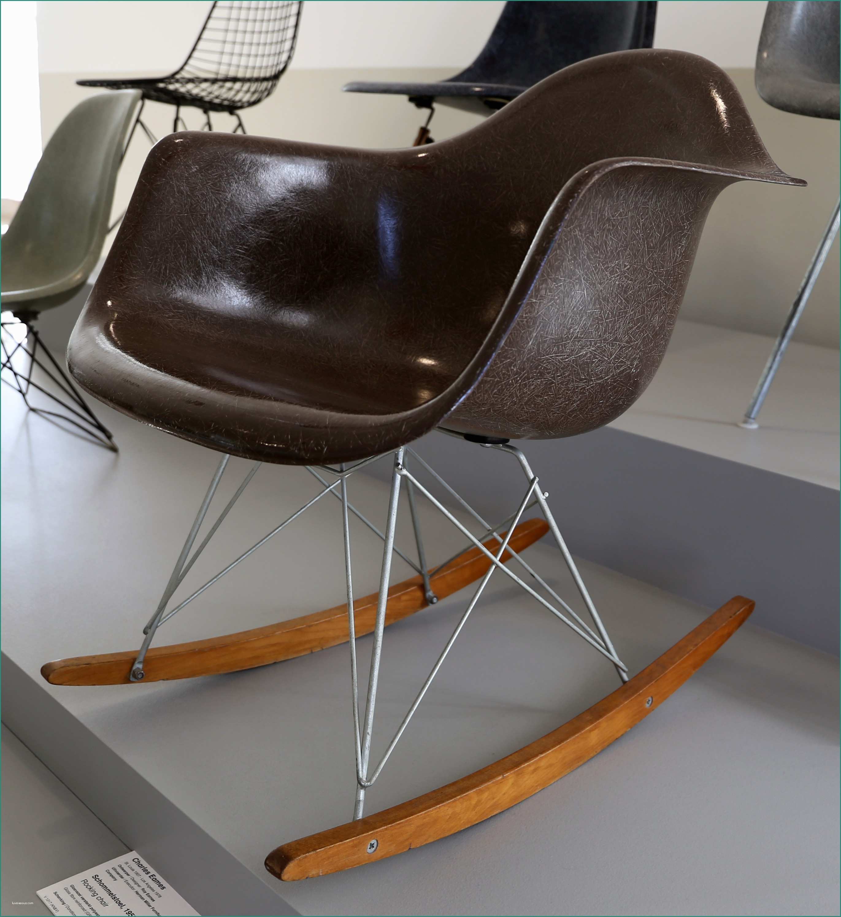 Sedia Eames Replica E Stunning Sedia Charles Eames Gallery Acrylic Tware