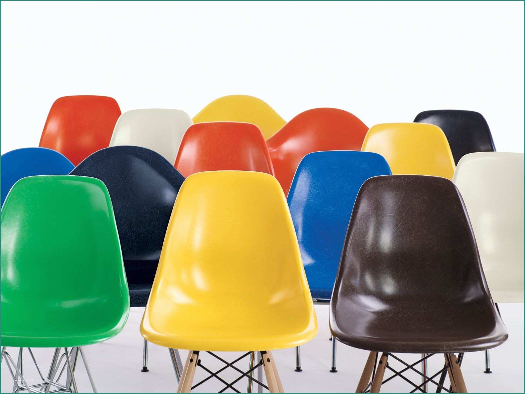 Sedie In Plastica E It S Back and It S Better Introducing the New Eames Molded